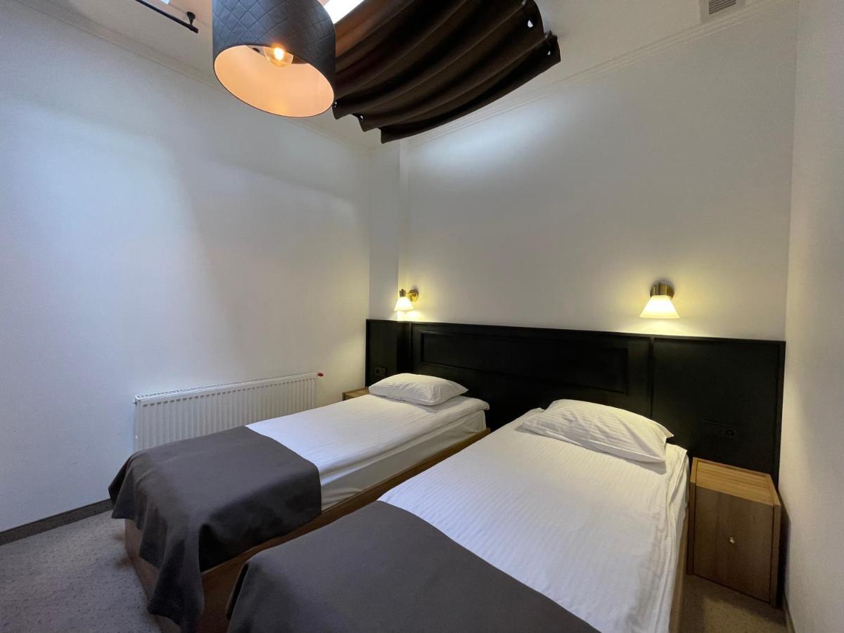 אודסה Hotel 52 מראה חיצוני תמונה