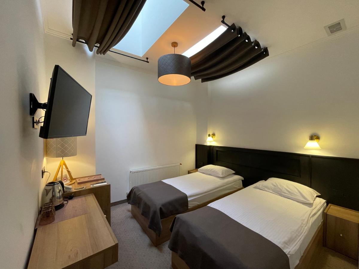 אודסה Hotel 52 מראה חיצוני תמונה
