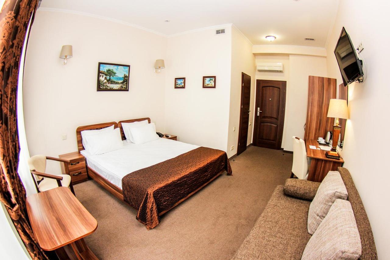 אודסה Hotel 52 מראה חיצוני תמונה