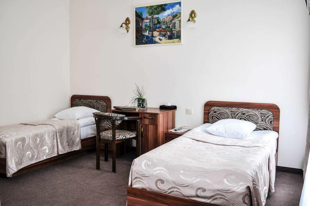 אודסה Hotel 52 מראה חיצוני תמונה