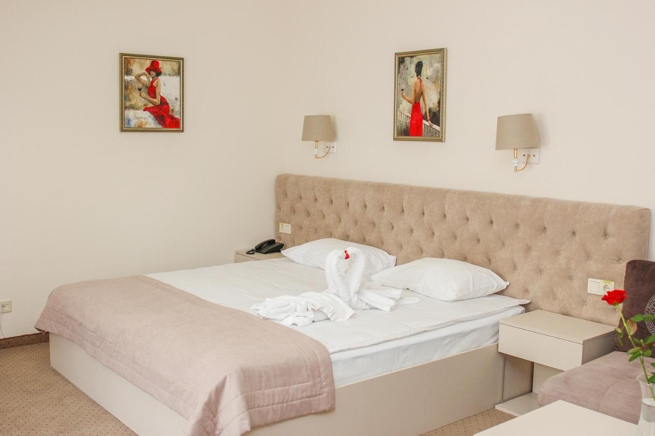 אודסה Hotel 52 מראה חיצוני תמונה
