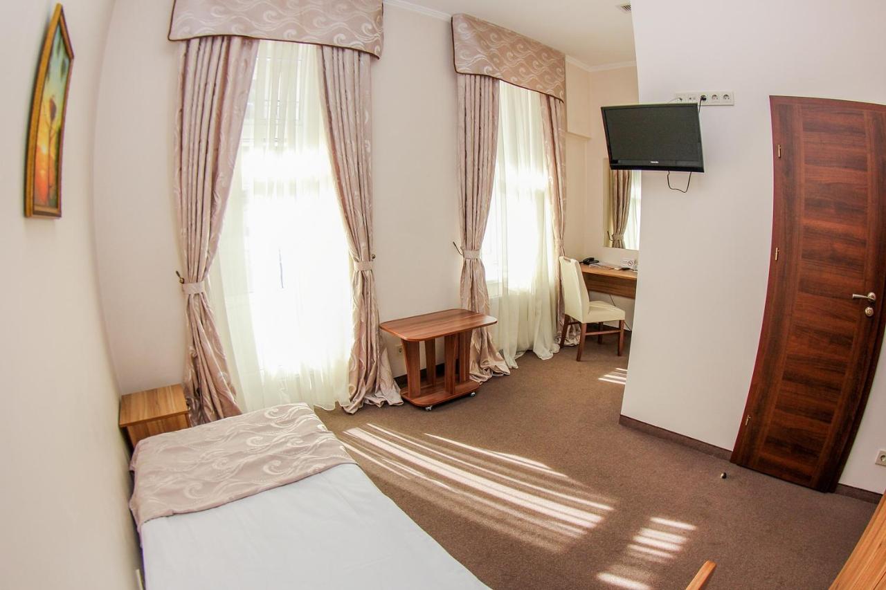 אודסה Hotel 52 מראה חיצוני תמונה